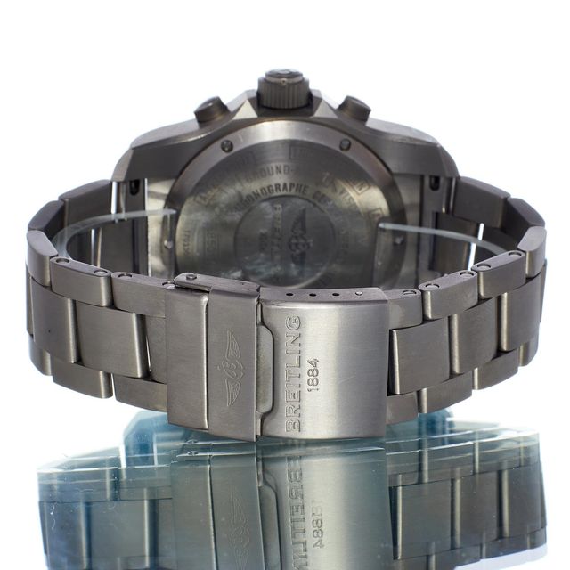 Breitling Cockpit B50 EB5010 Image 3